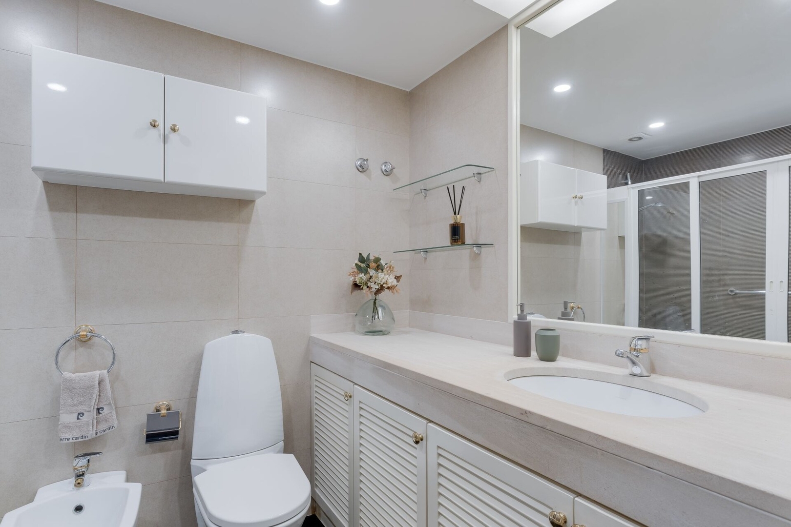 Stay In Arriaga Avenue 09 — 13