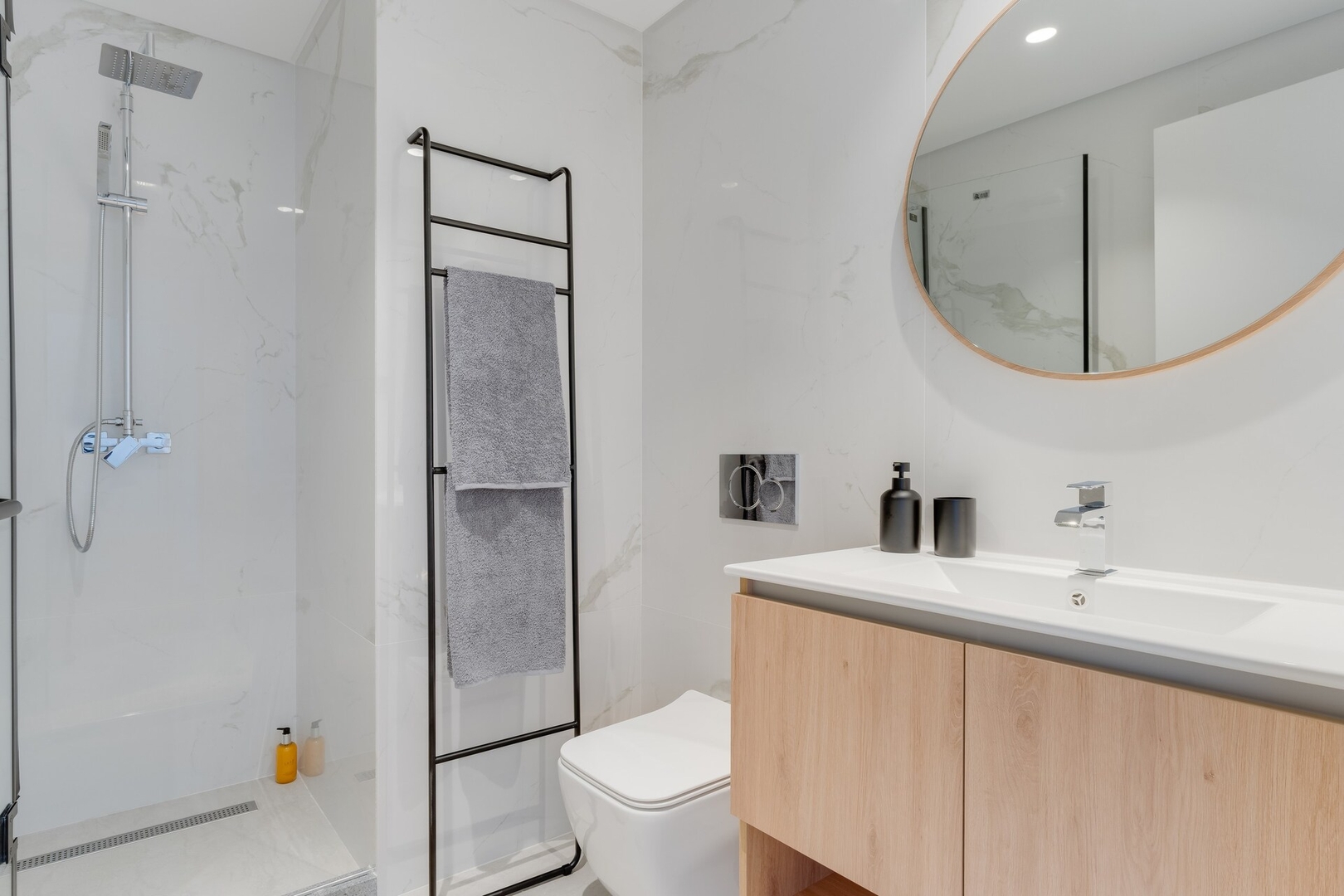 Stay In S.Lucas Residence — 20