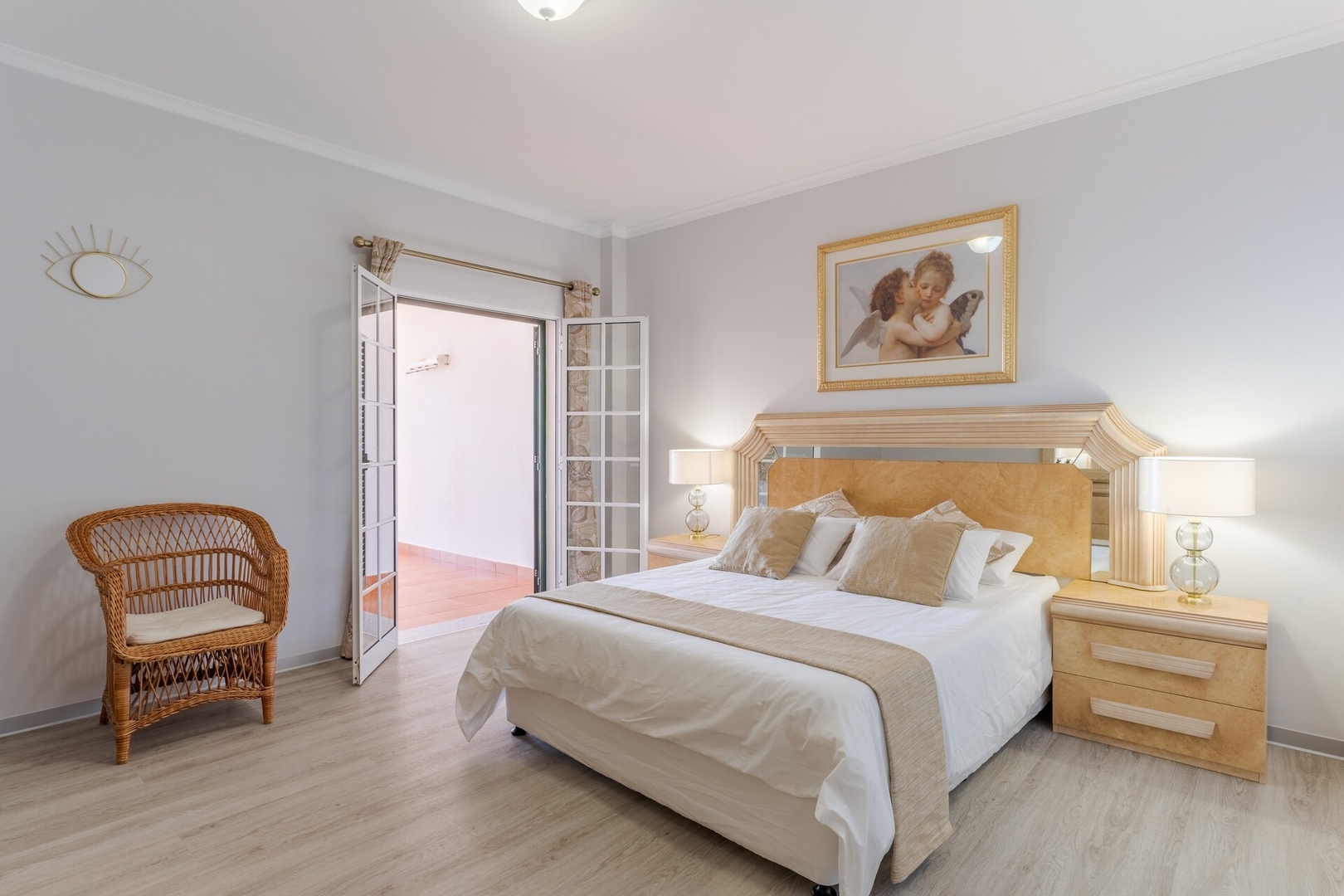 Alegria Apartment — 8