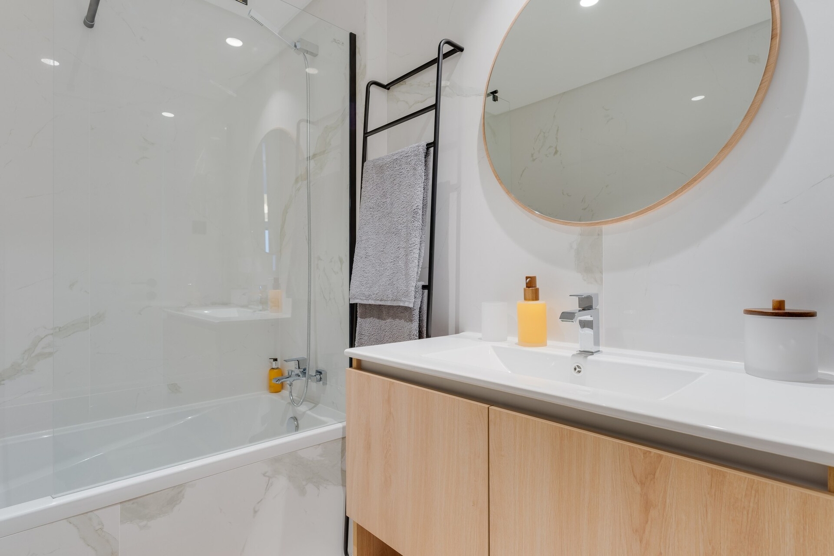 Stay In S.Lucas Residence — 17
