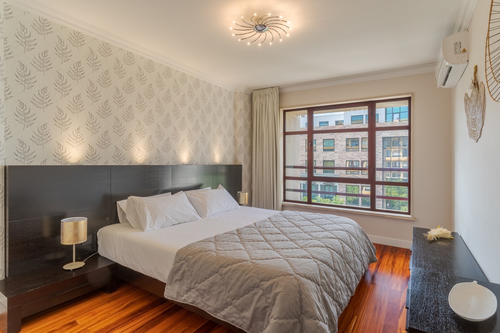 Stay In Avenue Arriaga 10 — 12