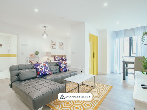 Chic Sheffield Studio w/ Wi-Fi