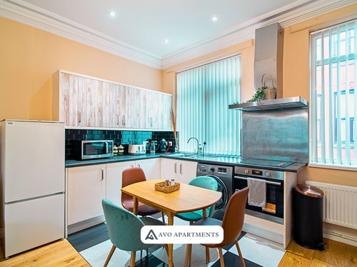 1-BR | Near City Centre & Transport by AVO