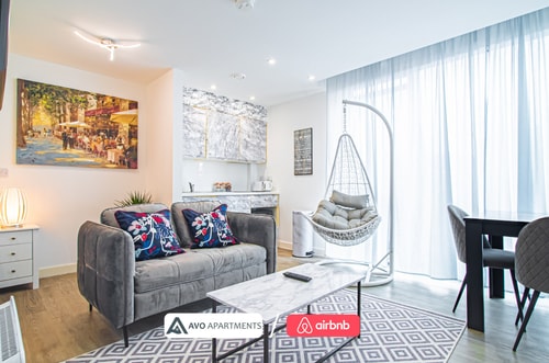 Stylish Central Studio With Hanging Chair – APT 2