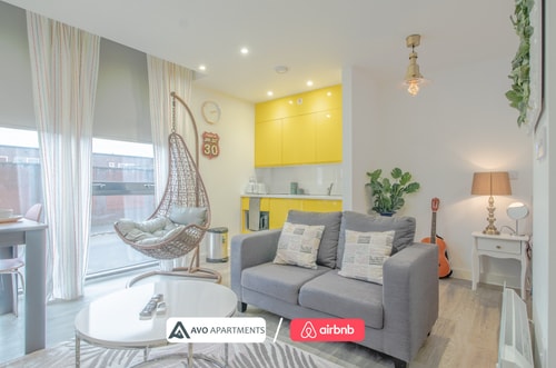 Affordable Chic and Cheerful Pad Sheffield – APT 7