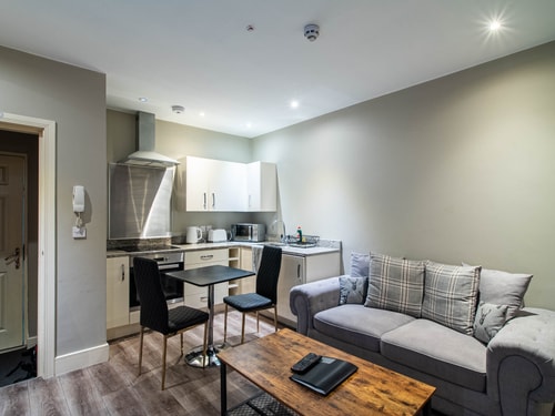 Contemporary Kelham 1-Bed Pet-Friendly Apartment