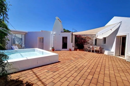 Férias em Família: Casa Típica com Pátio e Tanque