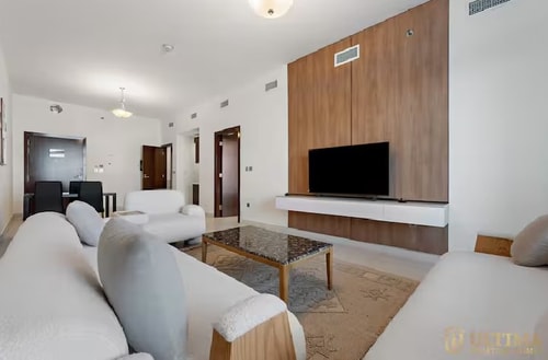 Seaside Elegance | Stunning 1 BR Palm Jumeirah 11 Ultima Homes