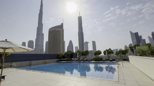 Stylish 1BR Steps from Dubai Mall | Skyline Views 6 Ultima Homes