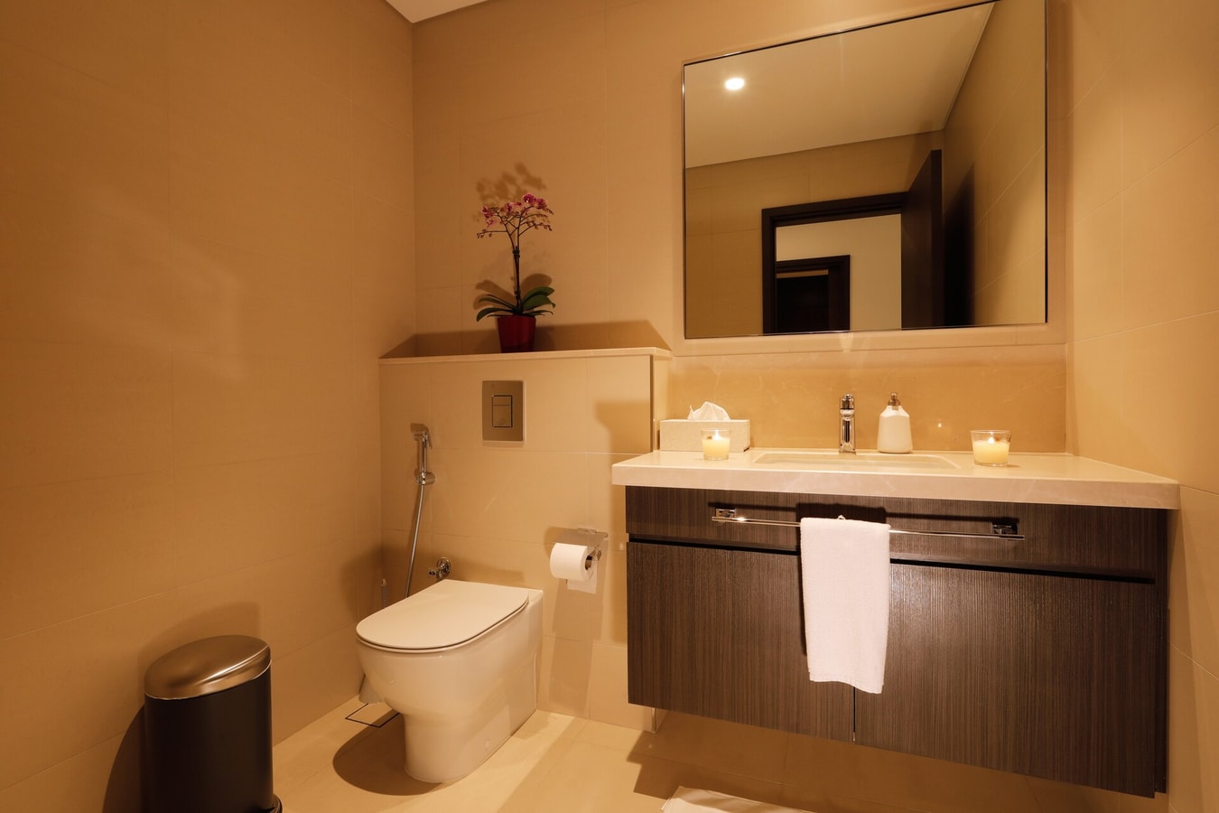 Spacious 3BR | wide & open view to Burj Khalifa 05 gallery image 7