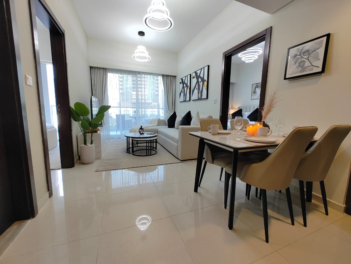 Cozy 2BR Apartment | DAMAC VERA | Business Bay gallery image 5