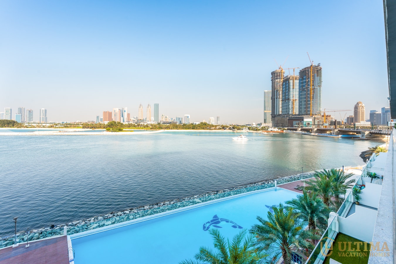 Seaside Elegance | Stunning 1 BR Palm Jumeirah gallery image 8