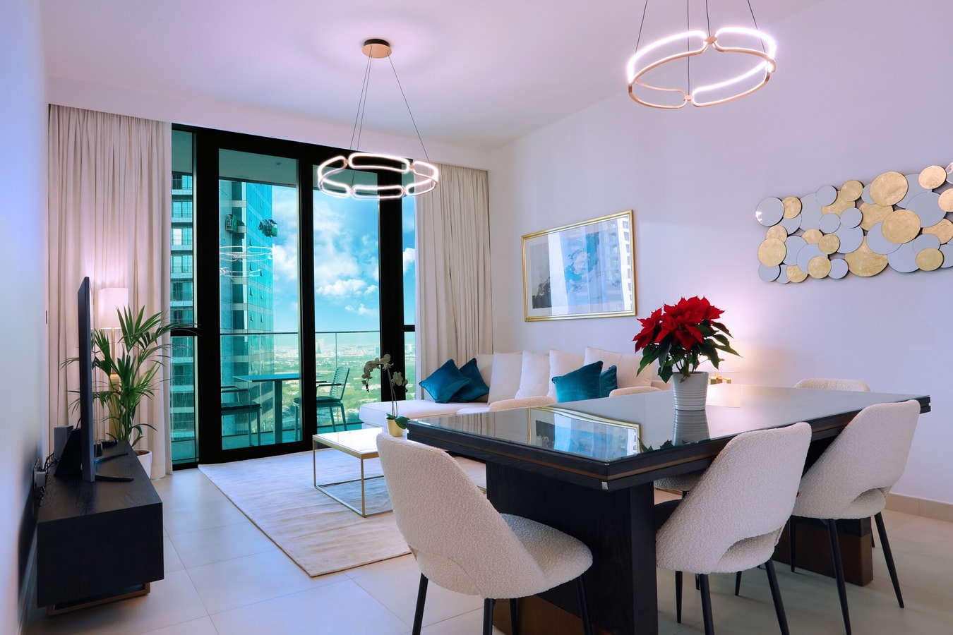 2BR Stylish Corner Unit with Dubai Mall Access gallery image 5