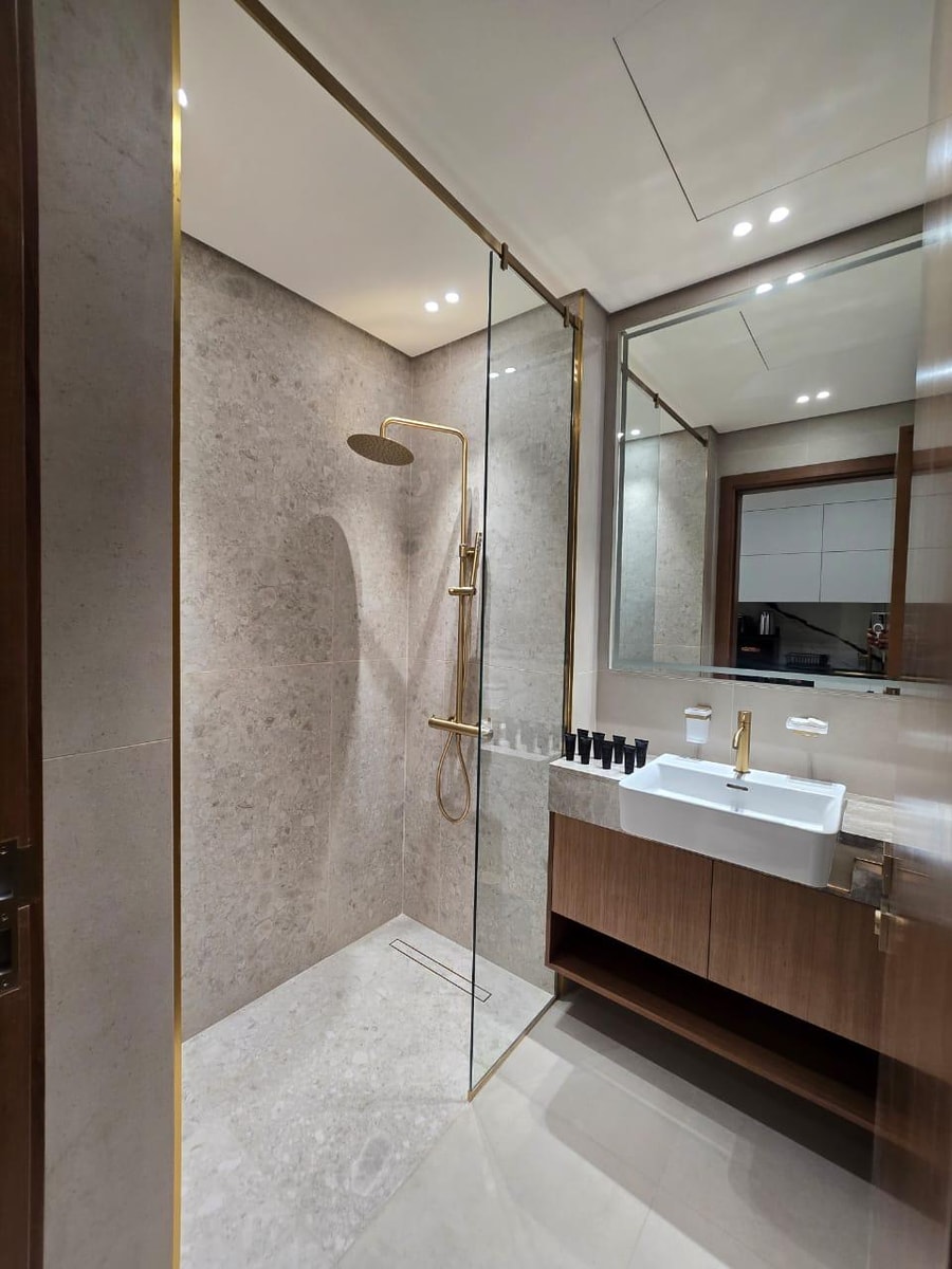 Luxurious Studio in Trillionaire Residences gallery image 2