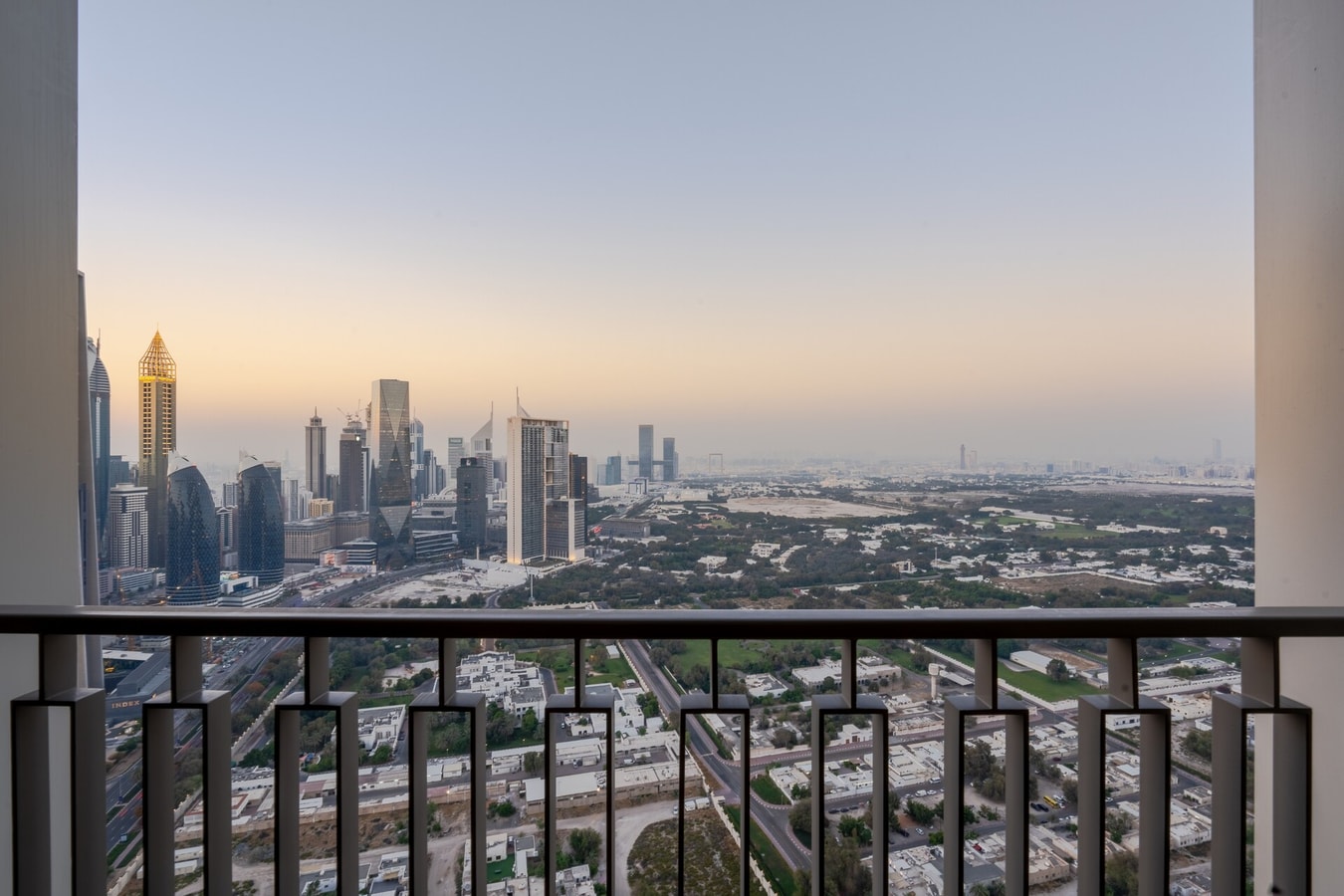 Modern 1BR Apartment-High floor-Downtown Views II gallery image 14