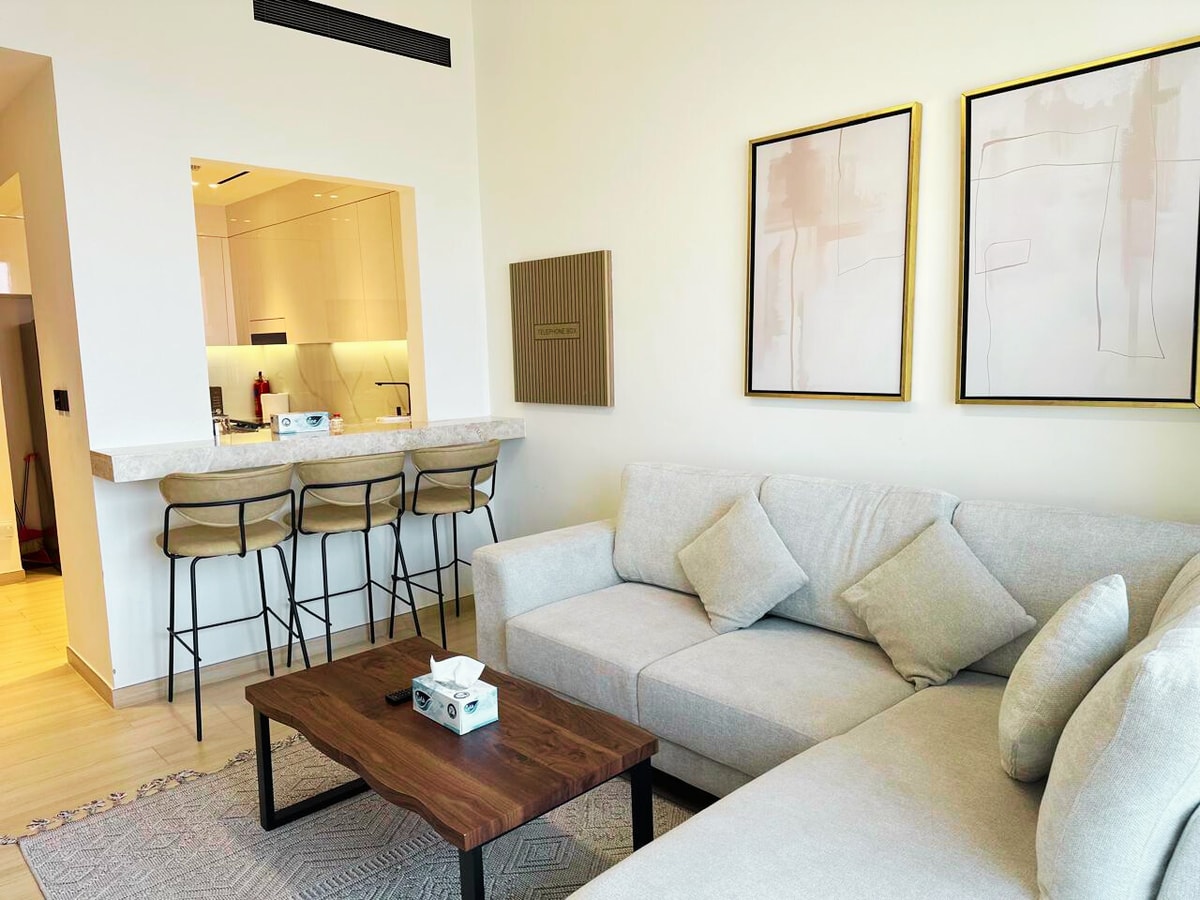 Elevated Comfort | High-Floor 1BHK gallery image 9