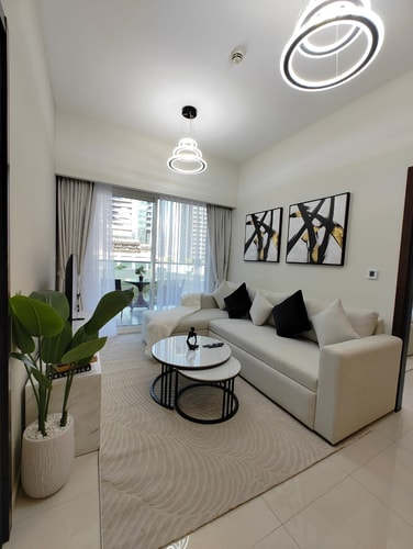 Cozy 2BR Apartment | DAMAC VERA | Business Bay 13 Ultima Homes