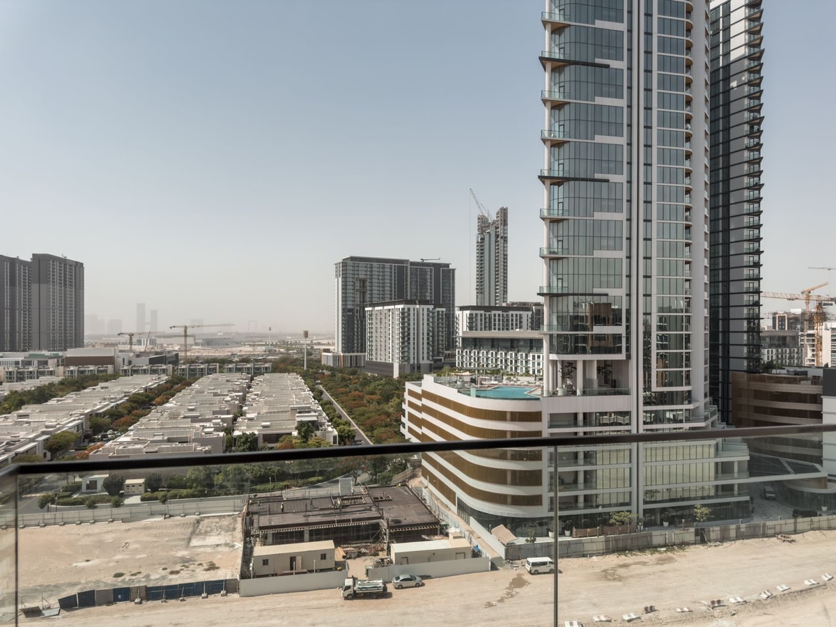 Newly Furnished Studio | Azizi Riviera 37 gallery image 11