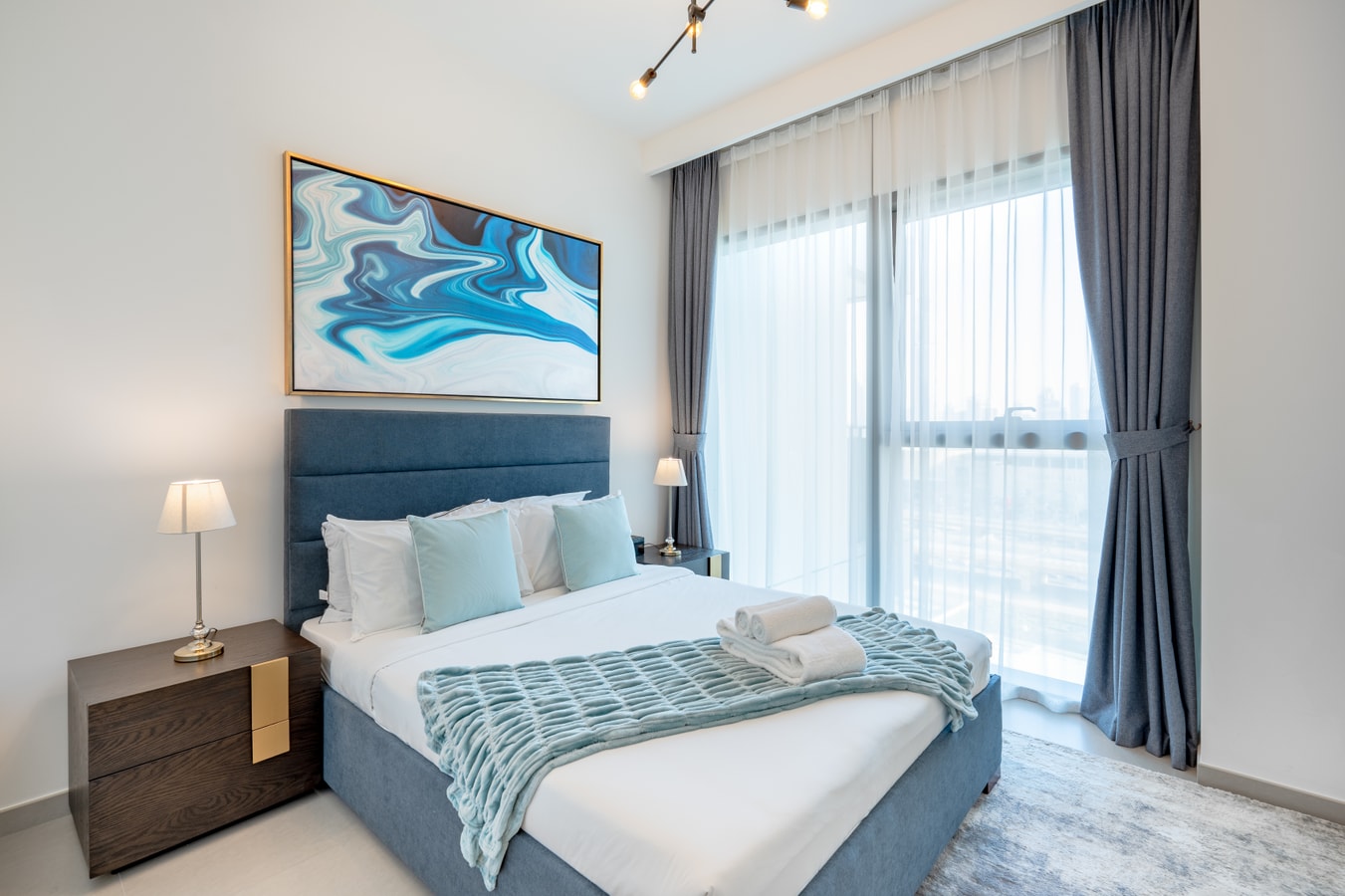Stunning 2BR Downtown Views II- Heart of Dubai gallery image 11