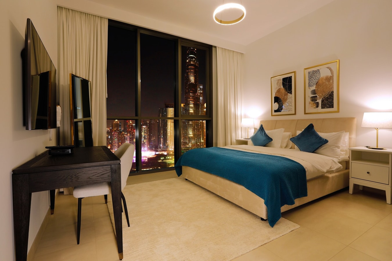 2BR with Burj Khalifa View-Dubai Mall access gallery image 4