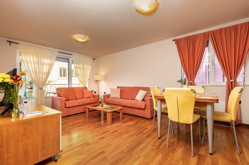 La Primavera Spacious Apartment