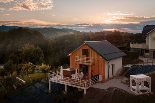 Herb haven｜Exclusive Cottage with Jacuzzi & Sauna