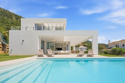 Villa Velaris | With Pool, Cinema & Gym in Mijas LYX homes
