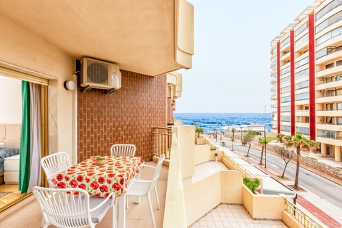 Doña Sofia Beachside Apartment LYX homes