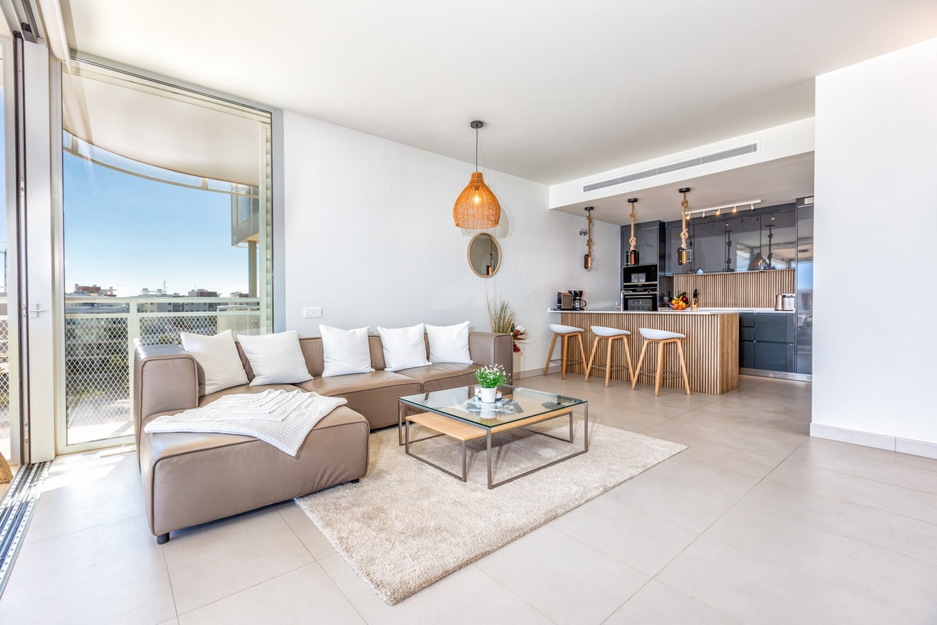 Peninsula · Peninsula / Terrace / Private parking / Pool 13 LYX homes