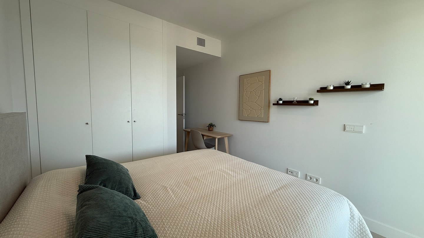  52 LYX homes