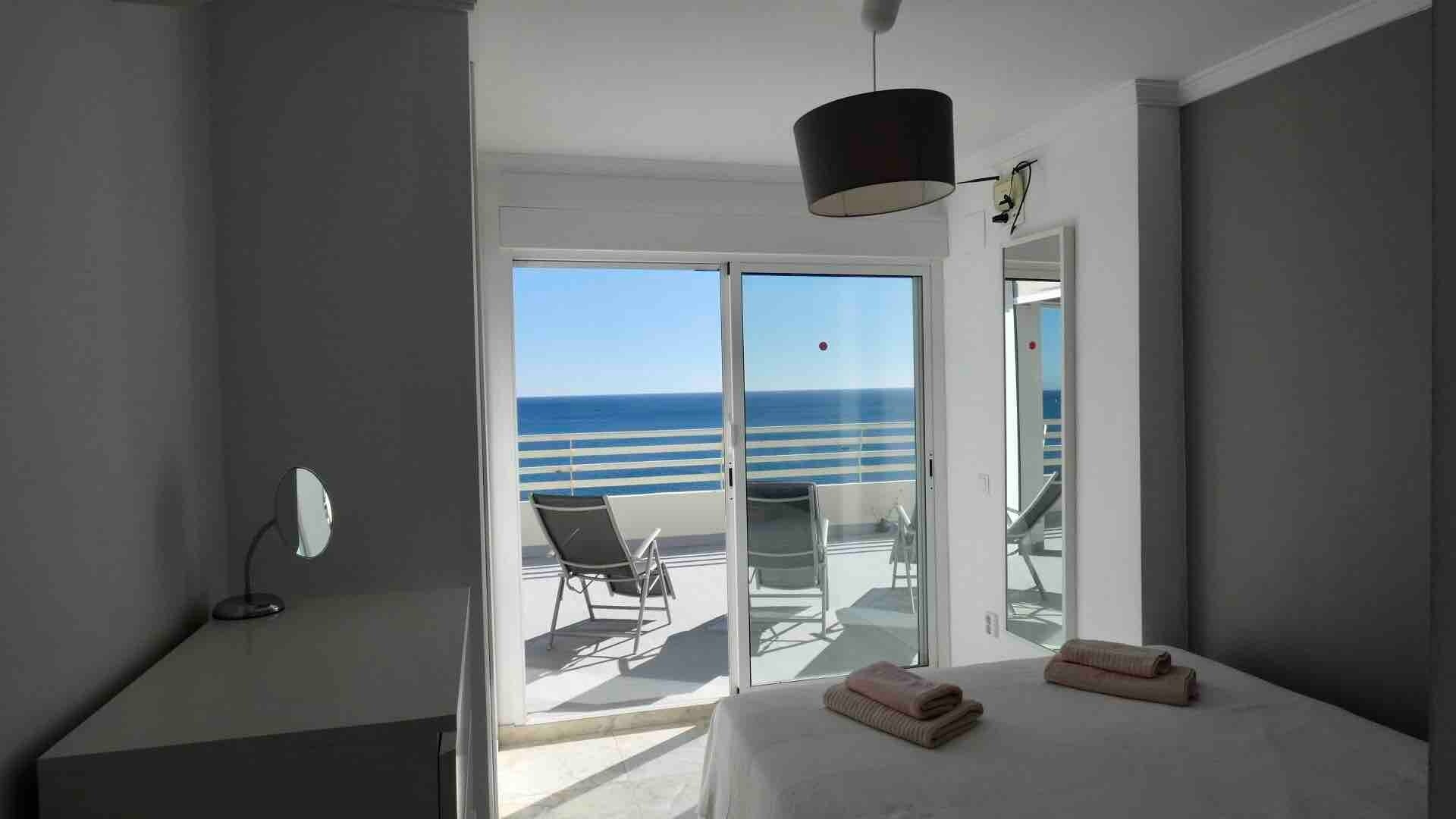 Stella - First line Penthouse with private parking 11 LYX homes