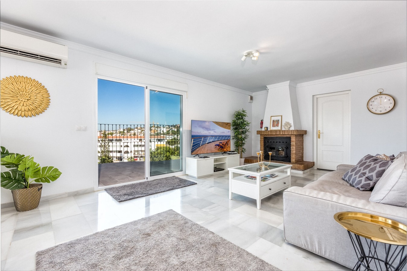 Nogali - Private heated pool-BBQ-sea view-parking 12 LYX homes