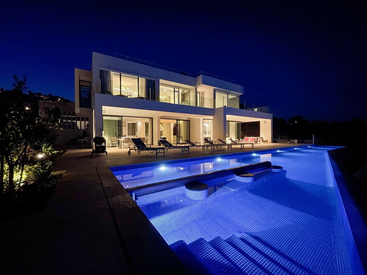 INFINITY · Infinity - Luxury Villa in Benalmádena 140 LYX homes