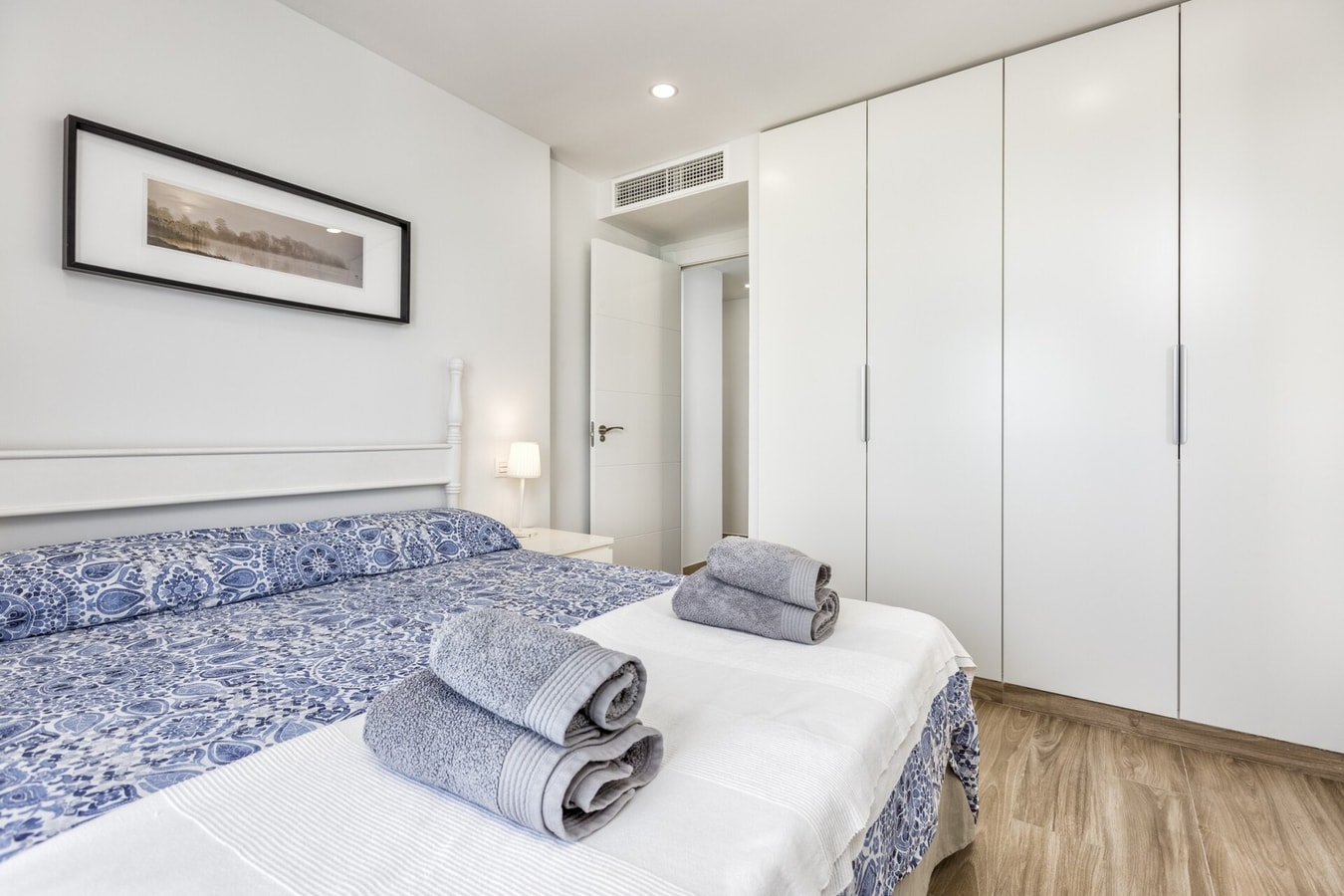 Promosol - Frontline fully renovated with terrace 33 LYX homes