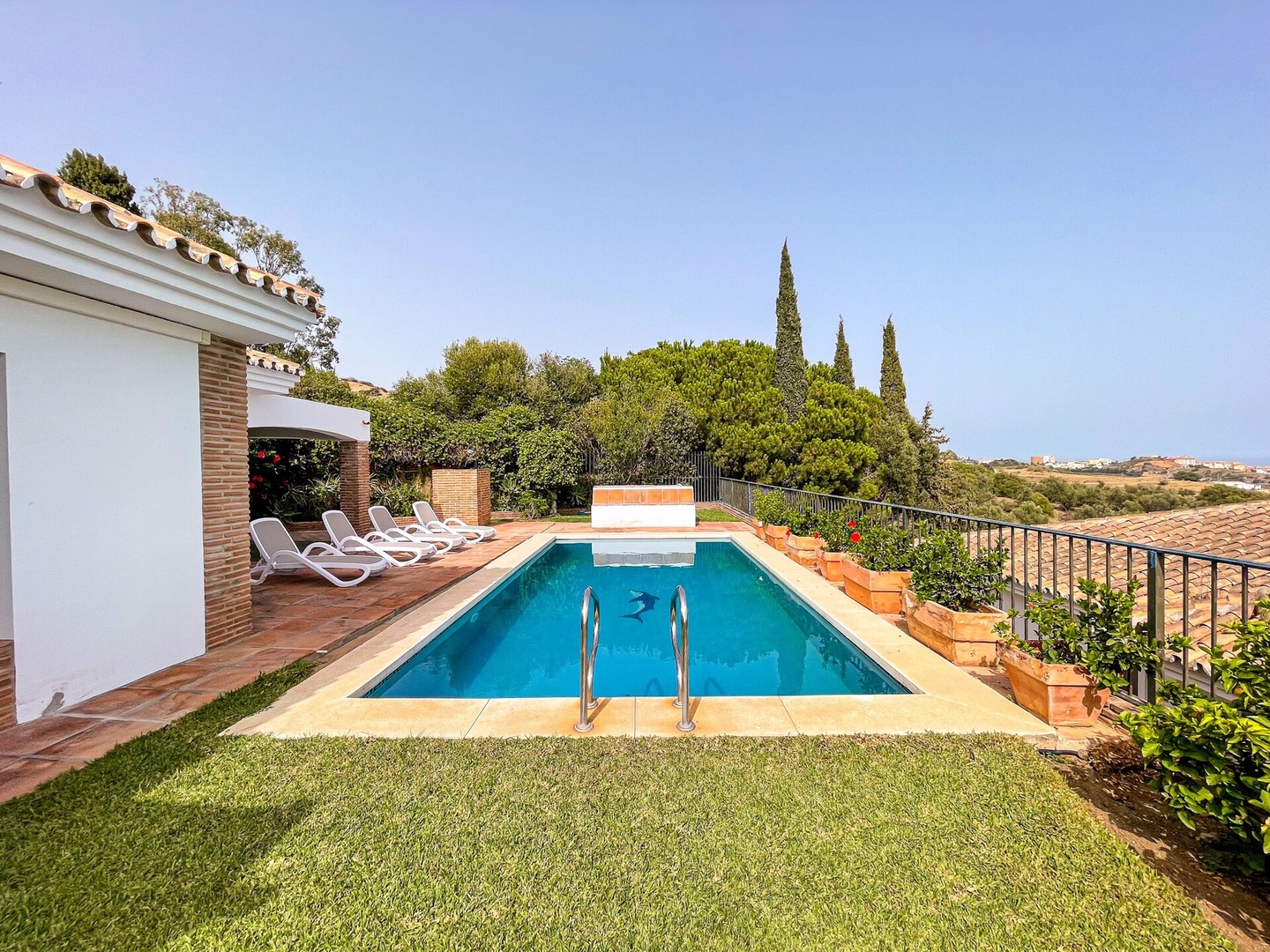 Rosa Blanca- private heated pool, views 40 LYX homes