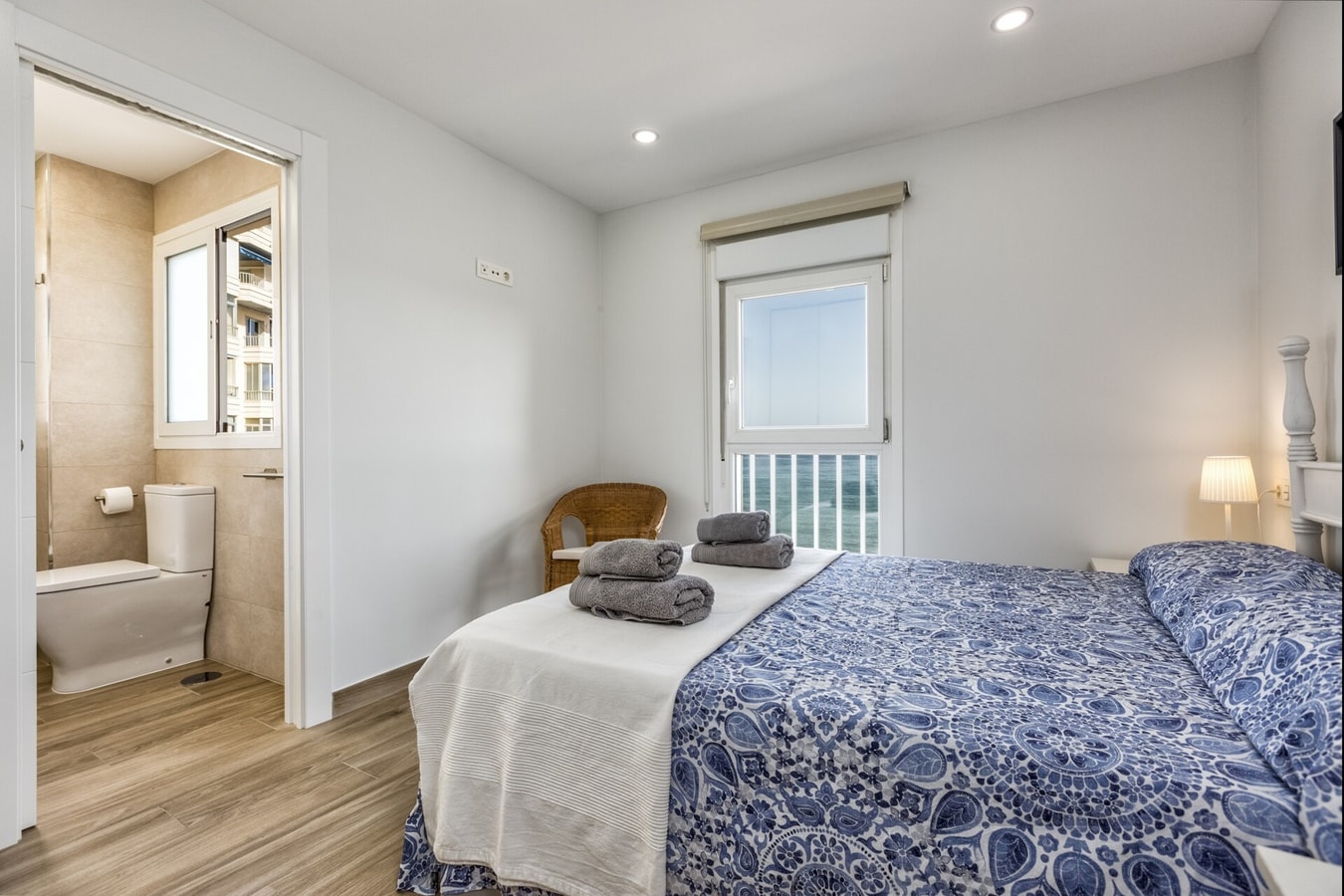 Promosol - Frontline fully renovated with terrace 13 LYX homes