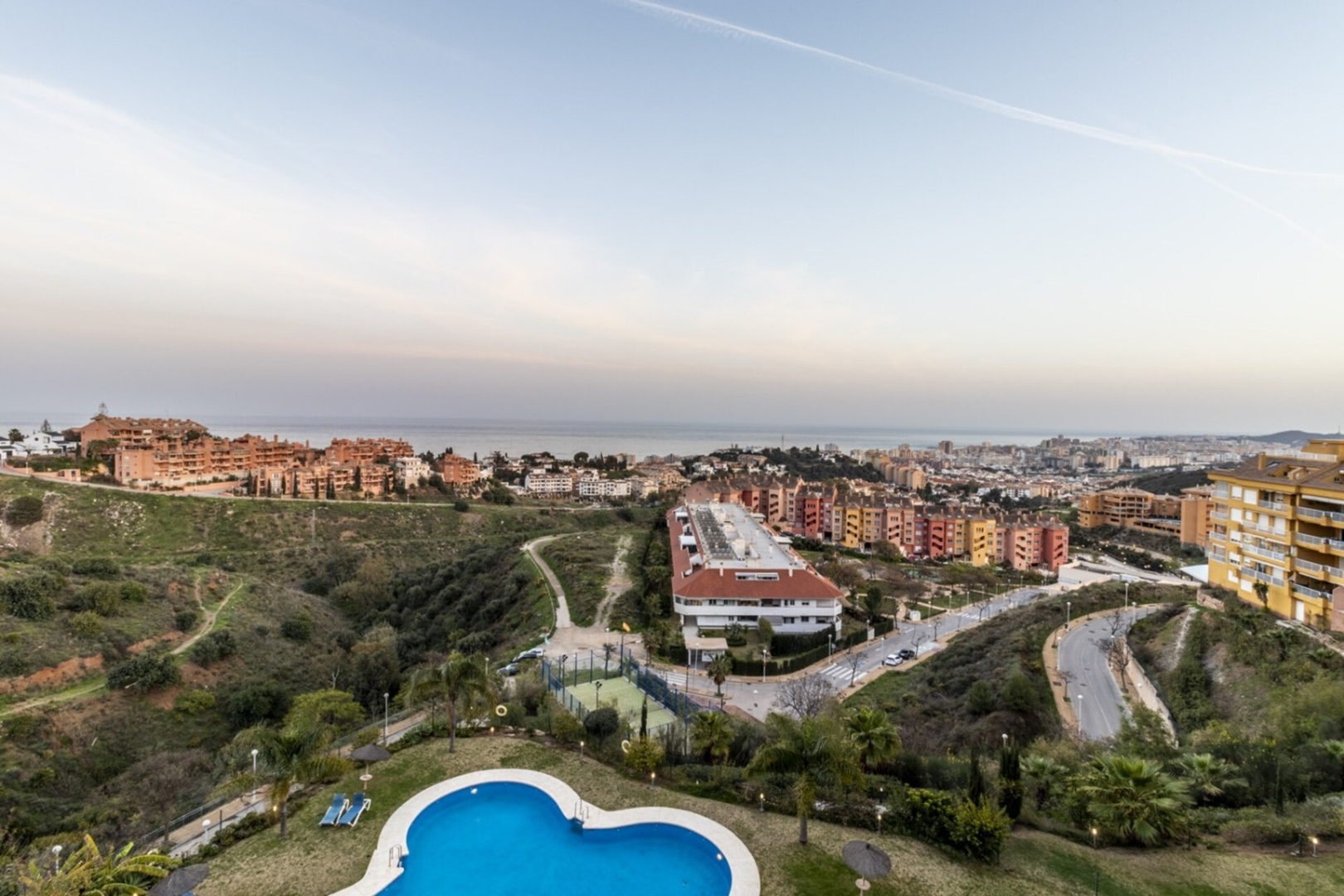 Casa Sol - Duplex penthouse, pool, BBQ, sauna, gym 18 LYX homes