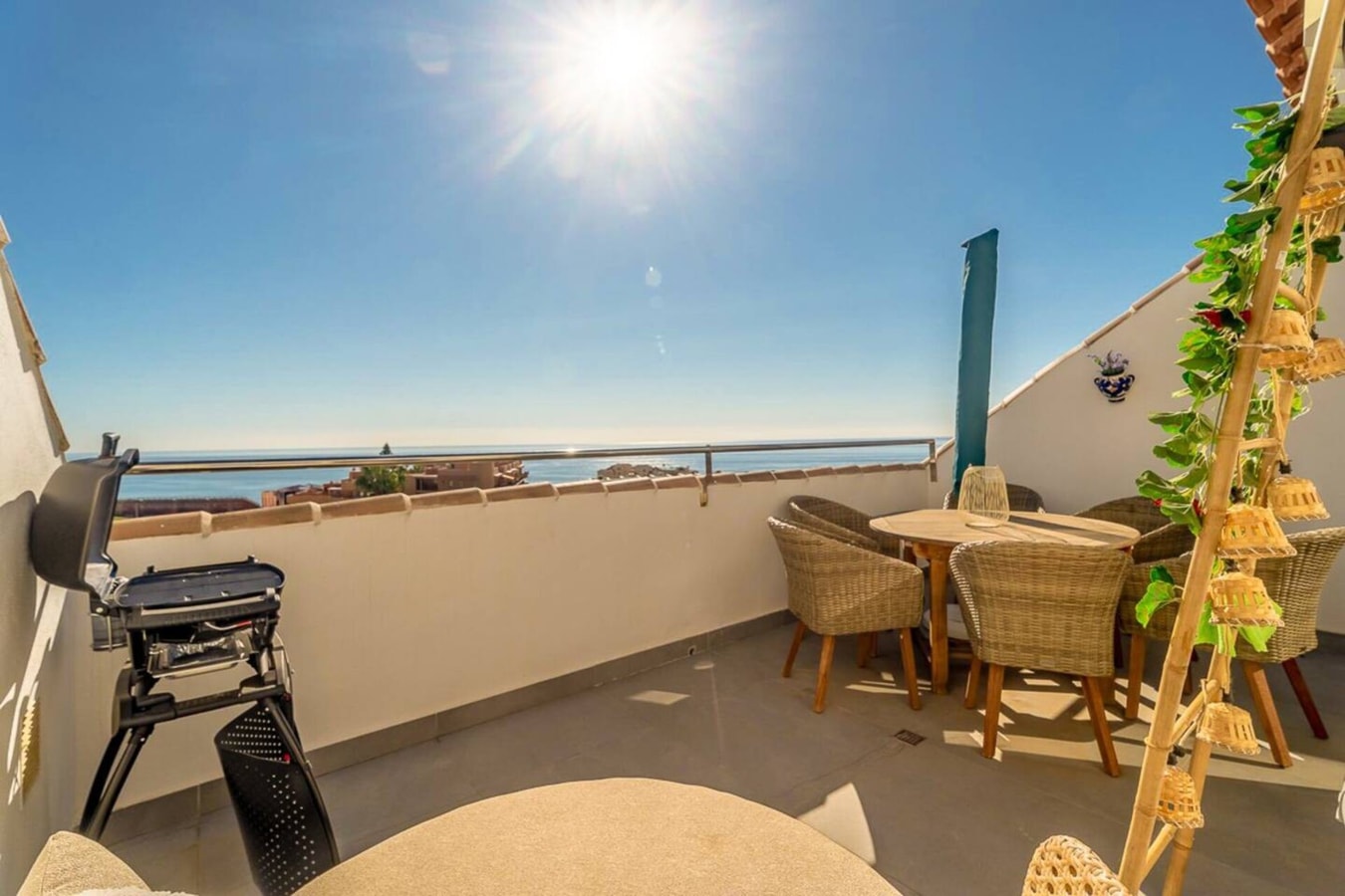 Castle View 2 - Heated pool, gym 12 LYX homes