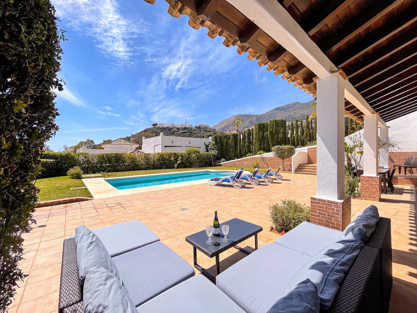 Casa Joy - Cozy home with private pool & BBQ 63 LYX homes