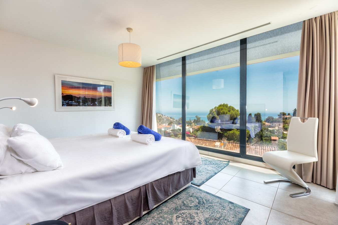 Villa Oasis | Private Pool & Jacuzzi | Sleeps 12 9 LYX homes