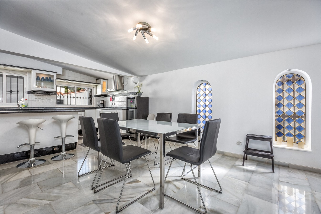 Nogali - Private heated pool-BBQ-sea view-parking 13 LYX homes