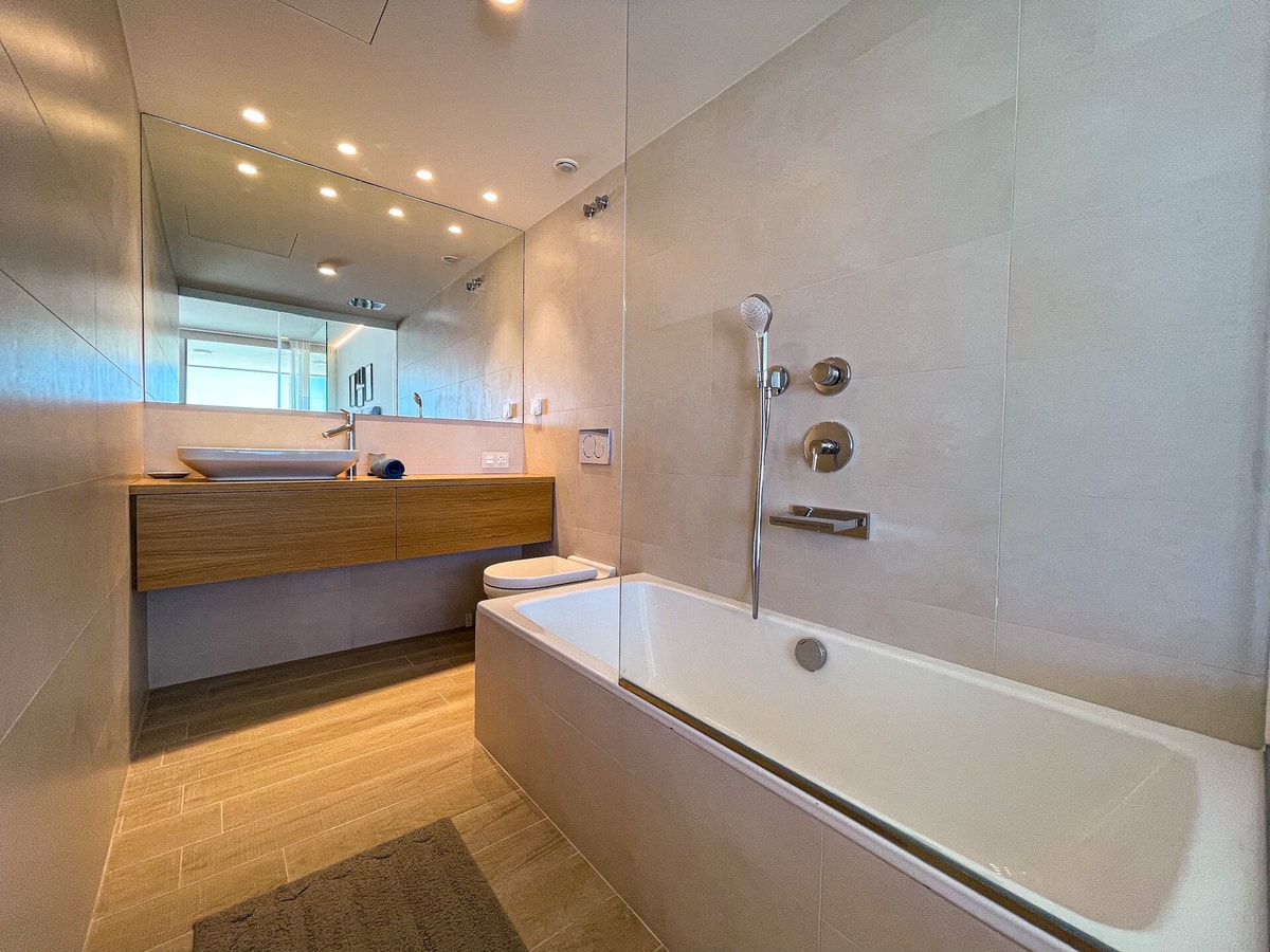 Casa Med One - Lovely view of the Mediterranean 31 LYX homes