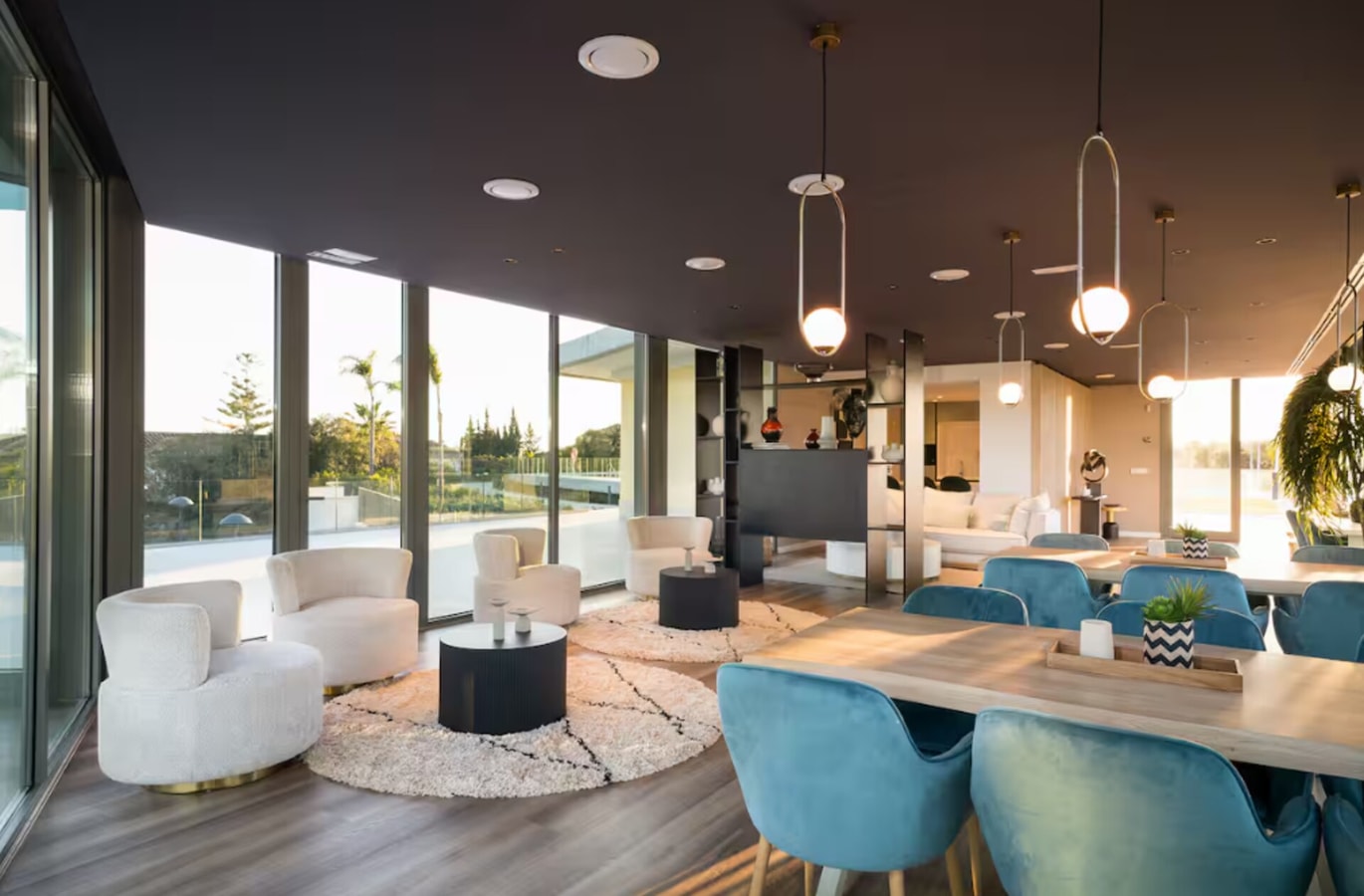  92 LYX homes