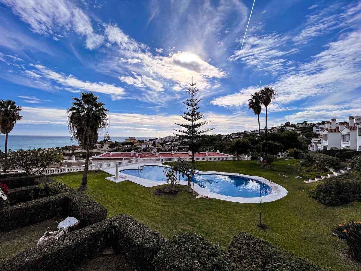 LA CALA · Cozy home in La Cala with pool 36 LYX homes