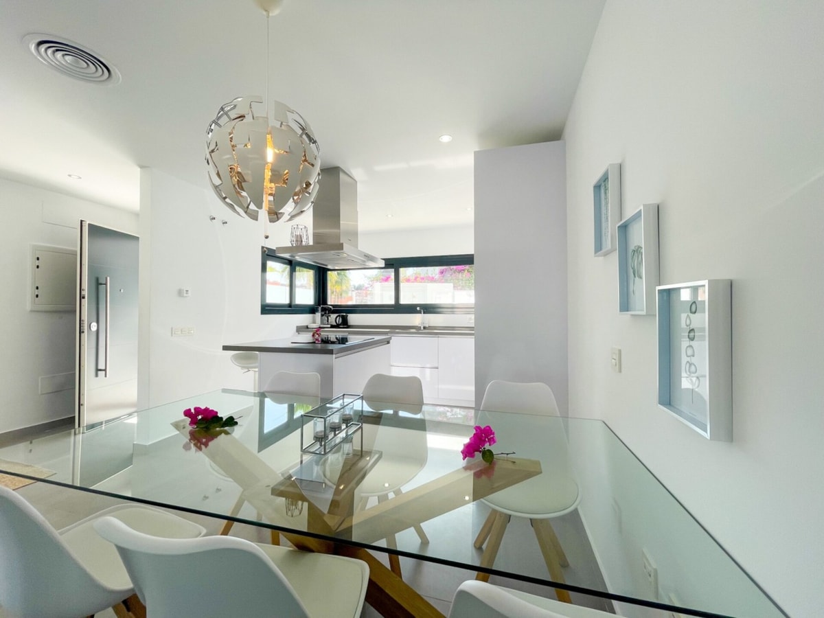 Casa Vistamar - Lovely family home with pool & BBQ 15 LYX homes