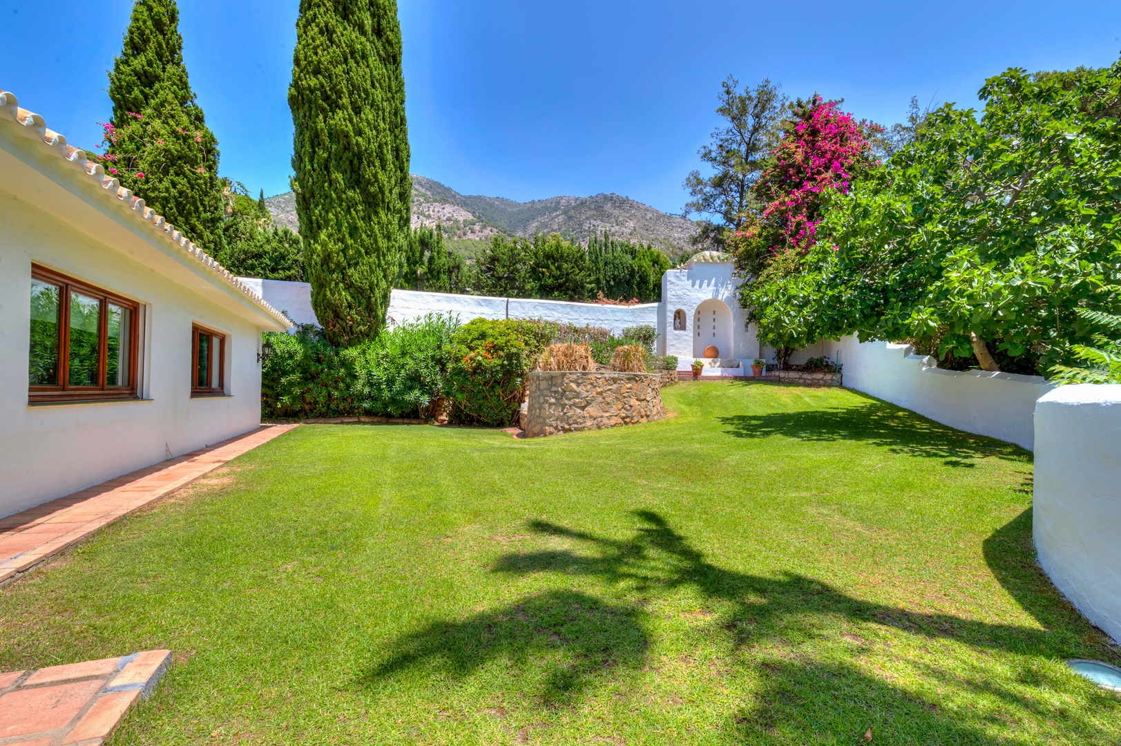 Hacienda El Cazador 6 LYX homes