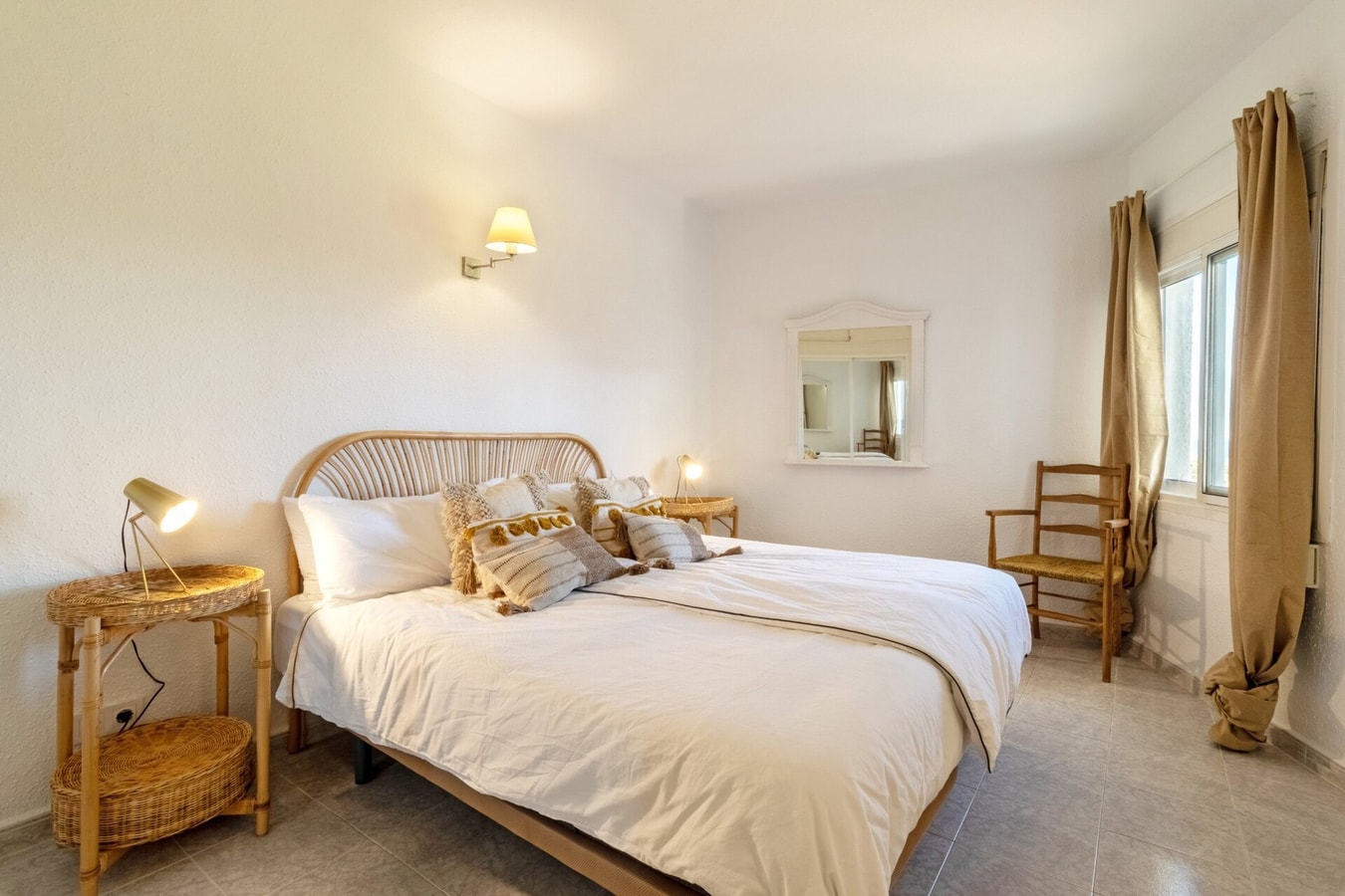 Castle & Sea Retreat: Stunning Views by Castle 14 LYX homes