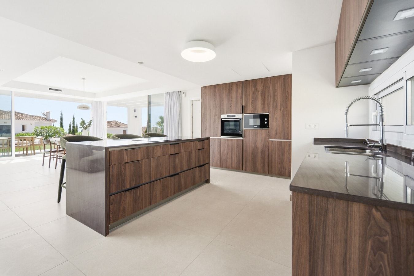 Villa Velaris | With Heated Pool, Cinema & Gym 15 LYX homes