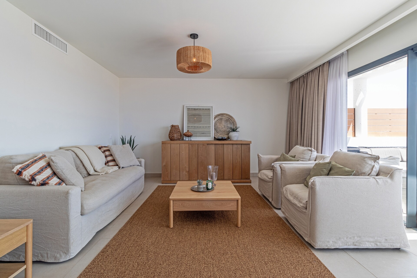 One Heights with panoramic views & shared pool 20 LYX homes