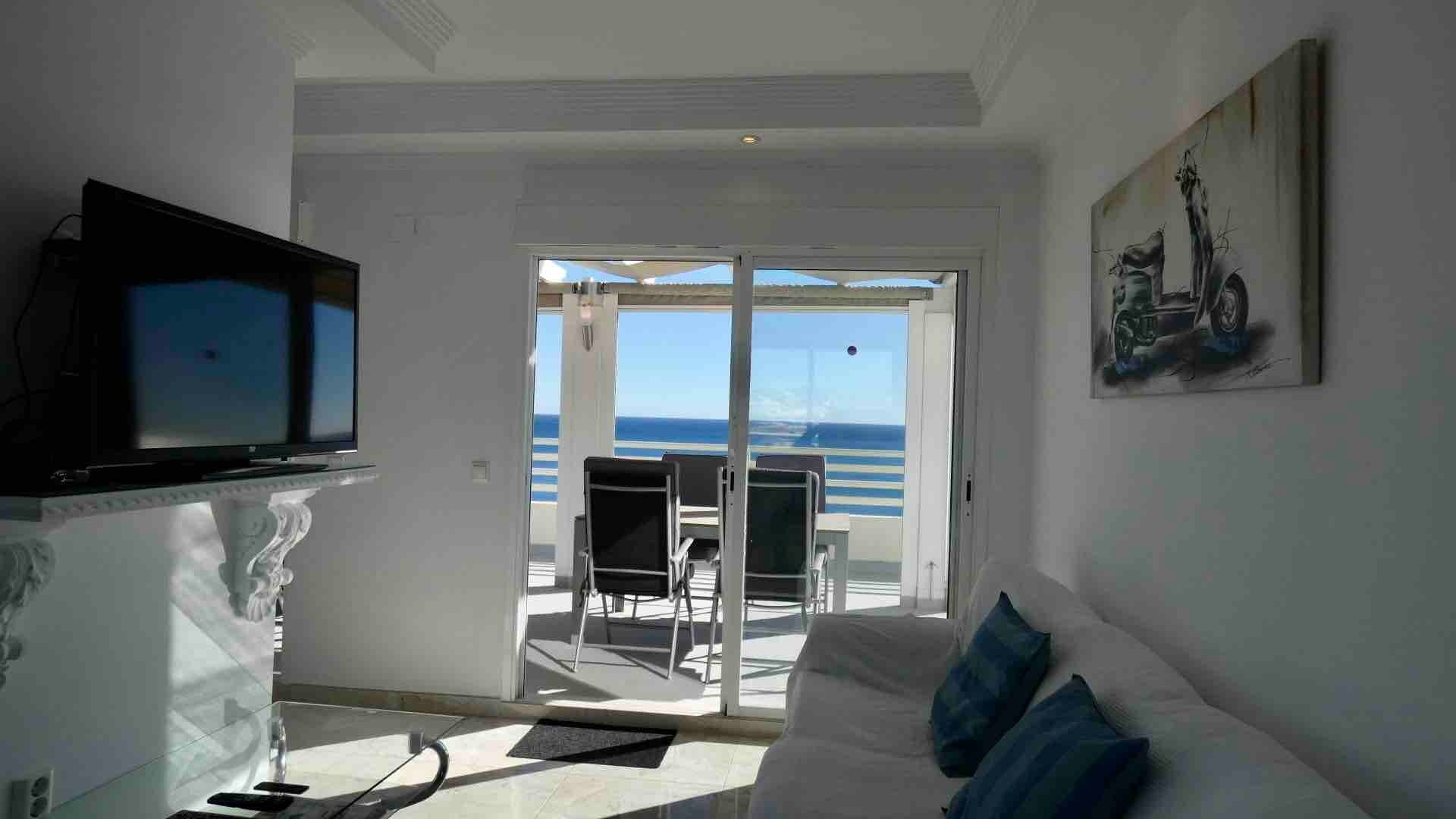 Stella - First line Penthouse with private parking 8 LYX homes